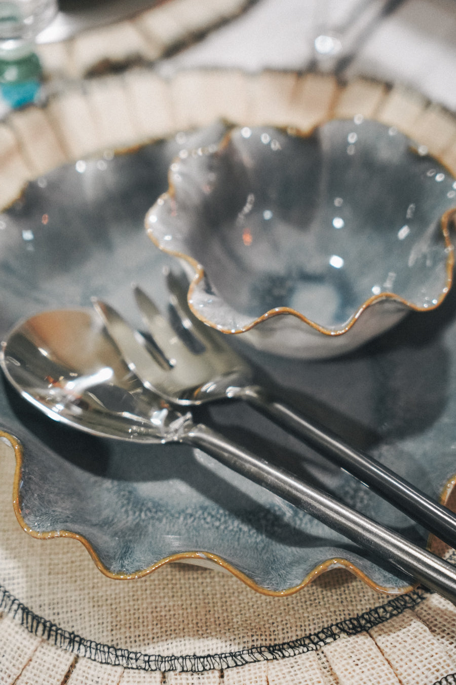 Table & Dining
