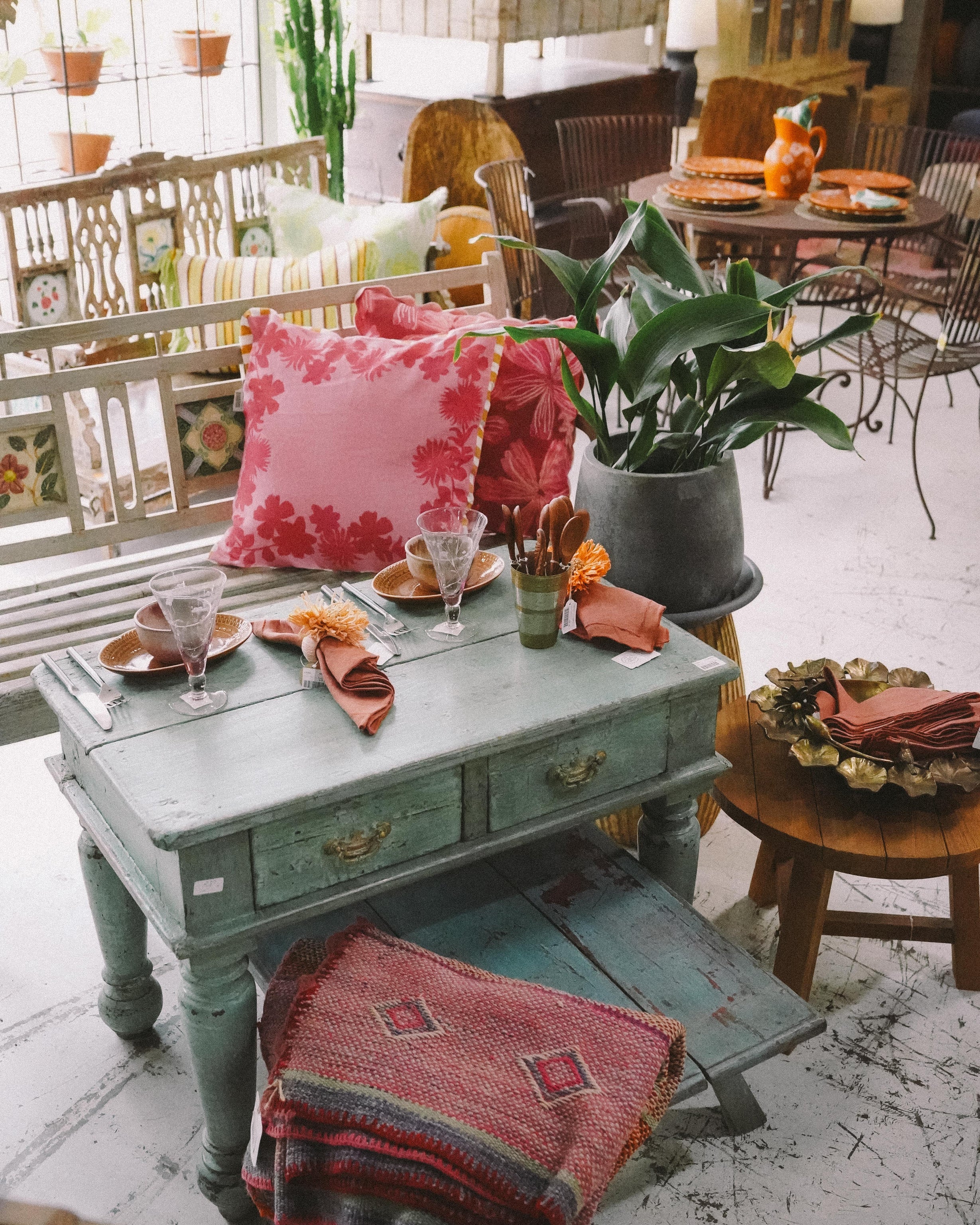 Coco Table | mydivinehome